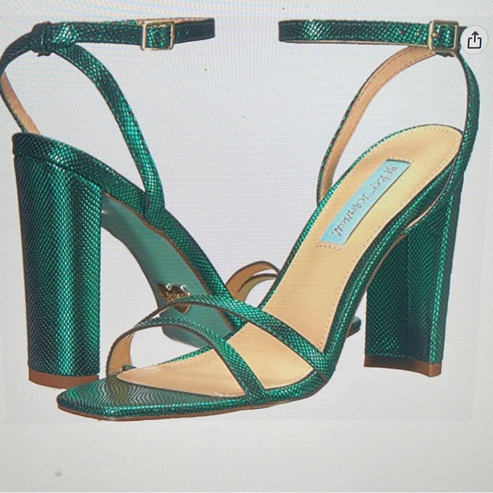 Betsy Johnson Women’s SB- Mady Heeled Sandal. NWT. Size 9.